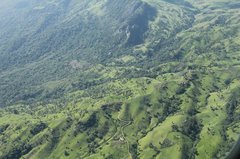 Kenya_2011_Scenery_-_flight_Nairobi_5.jpg