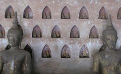 Laos_Vientiane_Wat_Sisaket_Buddha_Statues_1.jpg