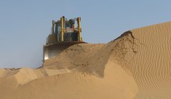 Oman_2009_Dozer_5.jpg