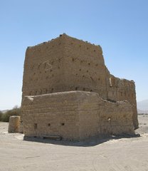 m_Oman_-_Old_Fort_at_Adam_-_4.jpg