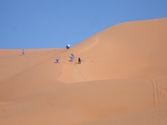 m_Front_crew_in_dunes_6.jpg