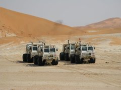 m_Seismic_-_Oman_-_2008_Vibs_-_Ramlat_-_9.jpg