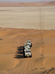 m_Seismic_-_Oman_-_2008_Vibs_in_dunes_2.jpg