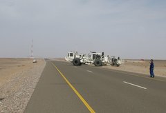 Filename=Oman_Vibs_Crossing_Road_3.jpg
Filesize=54KiB
Dimensions=800x549
Date added=Sep 14, 2019 Oman_Vibs_Crossing_Road_3.jpg