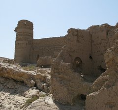 Oman_Ibri_Fort_Watch_Towers_-_2.jpg
