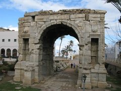 Libya_Trip_1_Arch_of_Marcus_Aurelius_2.jpg