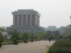Hanoi_IHo_Chi_Minh_Mausoleum_2.jpg
