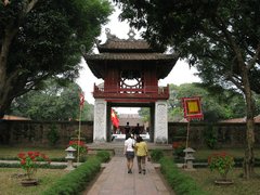 Hanoi_Temple_of_Literature_1.jpg