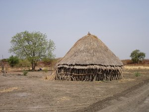 m_Hut_1.JPG