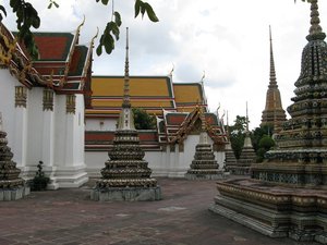 Bangkok_Inside_Wat_Po.jpg
