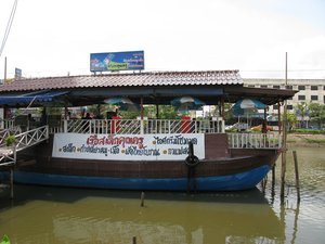 Filename=m_Noodle_Barge_Rangsit-1.JPG
Filesize=95KiB
Dimensions=800x600
Date added=Sep 20, 2019 m_Noodle_Barge_Rangsit-1.JPG