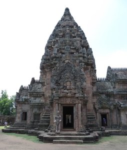 m_NEApril2015_PhanomRung_Crop_IMG_0972.jpg