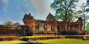 Filename=m_NEApril2015_PrasatMuangTam_HDR_DSCN2164_3_5_Localtone-crop.jpg
Filesize=99KiB
Dimensions=800x405
Date added=Sep 20, 2019 m_NEApril2015_PrasatMuangTam_HDR_DSCN2164_3_5_Localtone-crop.jpg