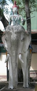 Ban_Pho_Wat_Sanam_Jun_4.jpg