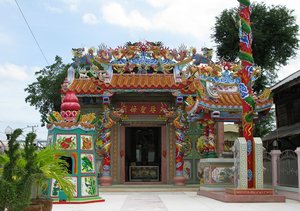 Filename=m_Chinese_Temple_-__Preng_-_2.jpg
Filesize=136KiB
Dimensions=800x564
Date added=Sep 20, 2019 m_Chinese_Temple_-__Preng_-_2.jpg