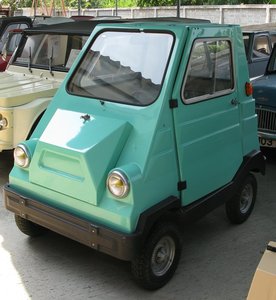 m_Jesada_Technik_Museum_Micro_Car_7.jpg