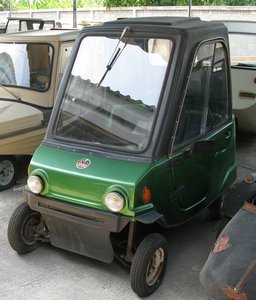 m_Jesada_Technik_Museum_Micro_Car_9.jpg