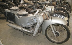 m_Jesada_Technik_Museum_old_motorbike_1.jpg