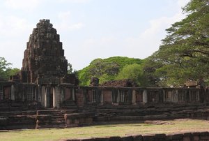 m_NEApril2015_Pimai_Crop_DSCN1570.jpg