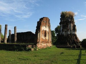 Filename=Lopburi_Wat_Nakon_Kosa.jpg
Filesize=102KiB
Dimensions=800x600
Date added=Sep 20, 2019 Lopburi_Wat_Nakon_Kosa.jpg