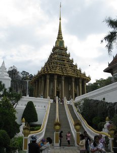 Filename=Lopburi_Wat_Phra_Phutthabet_2.jpg
Filesize=94KiB
Dimensions=616x800
Date added=Sep 20, 2019 Lopburi_Wat_Phra_Phutthabet_2.jpg