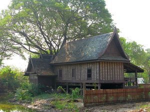 Muang_Boran_Ancient-City_Old_House.jpg