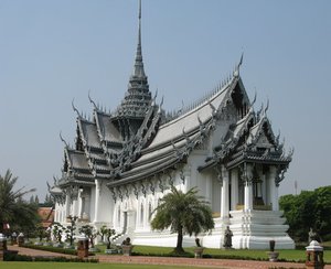 Muang_Boran_Ancient-City_Sanphet_Prasat_Palace_5.jpg