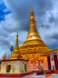 DSCN3247_-_Burma2C_Myawady_Wat.jpg