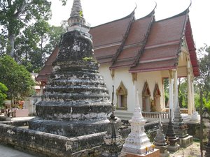 Koh_Kret_Chedi_2B_Wat_Sao_Thong_Thong_2.jpg