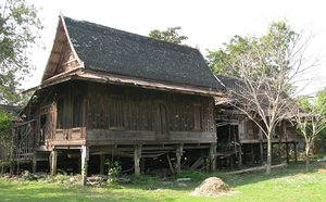 Koh_Kret_Old_House.jpg
