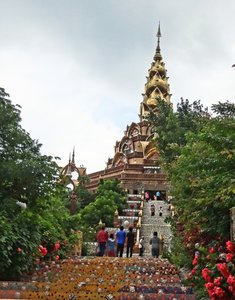 Petchabun_2014_Khao_Kor_Wat_PhraTat_Phasorn_Keaw_-_4.jpg