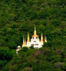 Filename=m_Aug_2015_Wat_Tham_Phrathat_Khao_Prang_DSCN2851_0_2_Detail-2.jpg
Filesize=428KiB
Dimensions=741x800
Date added=Sep 20, 2019 m_Aug_2015_Wat_Tham_Phrathat_Khao_Prang_DSCN2851_0_2_Detail-2.jpg