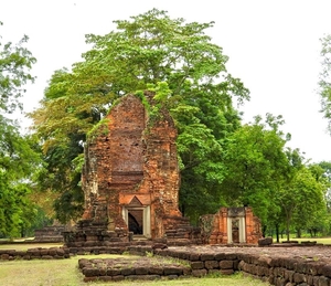 Filename=m_Aug_2015_Sri_Thep_DSCN2554_3_5_Detail.jpg
Filesize=392KiB
Dimensions=800x693
Date added=Sep 20, 2019 m_Aug_2015_Sri_Thep_DSCN2554_3_5_Detail.jpg