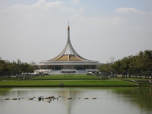 Filename=Royal_Hall_Suan_Luang_5.jpg
Filesize=74KiB
Dimensions=800x600
Date added=Sep 20, 2019 Royal_Hall_Suan_Luang_5.jpg