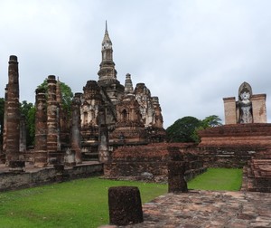 Filename=DSCN3265_-_Sukhothai_Wat_Mahatat_Historical_Park_2.jpg
Filesize=177KiB
Dimensions=712x600
Date added=Sep 20, 2019 DSCN3265_-_Sukhothai_Wat_Mahatat_Historical_Park_2.jpg