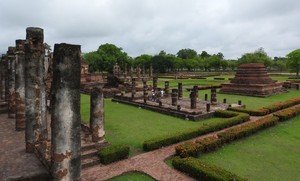 Filename=DSCN3289_-_Sukhothai_Wat_Mahatat_Historical_Park_6.jpg
Filesize=173KiB
Dimensions=800x483
Date added=Sep 20, 2019 DSCN3289_-_Sukhothai_Wat_Mahatat_Historical_Park_6.jpg
