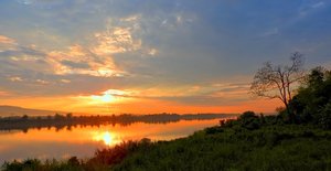 Filename=m_NEApril2015_HoKhamResort_HDR_DSCN1723_2_4_Detail-crop.jpg
Filesize=51KiB
Dimensions=800x414
Date added=Sep 20, 2019 m_NEApril2015_HoKhamResort_HDR_DSCN1723_2_4_Detail-crop.jpg