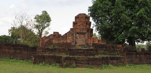 Filename=m_NEApril2015_PrasatNongHong_Crop_IMG_1026.jpg
Filesize=80KiB
Dimensions=800x389
Date added=Sep 20, 2019 m_NEApril2015_PrasatNongHong_Crop_IMG_1026.jpg
